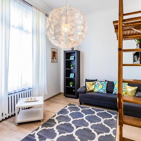 Apartament Z Antresola Przy Rynku Lägenhet Wrocław Exteriör bild